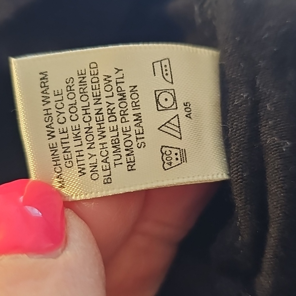 G.H. Bass & Co. Classic Black Leggings - Picture 6 of 6